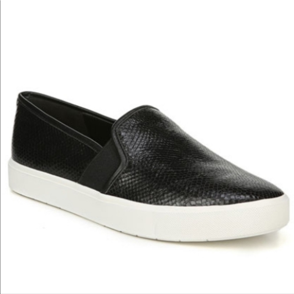 Vince Blair 5 Black Snake Print Slip-On Sneakers Size 7.5